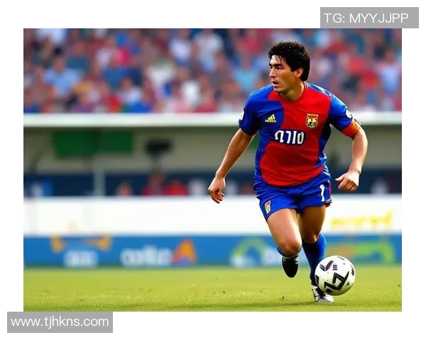 全球足球传奇：盘点历史上十大最具影响力球星的巅峰时刻与荣耀